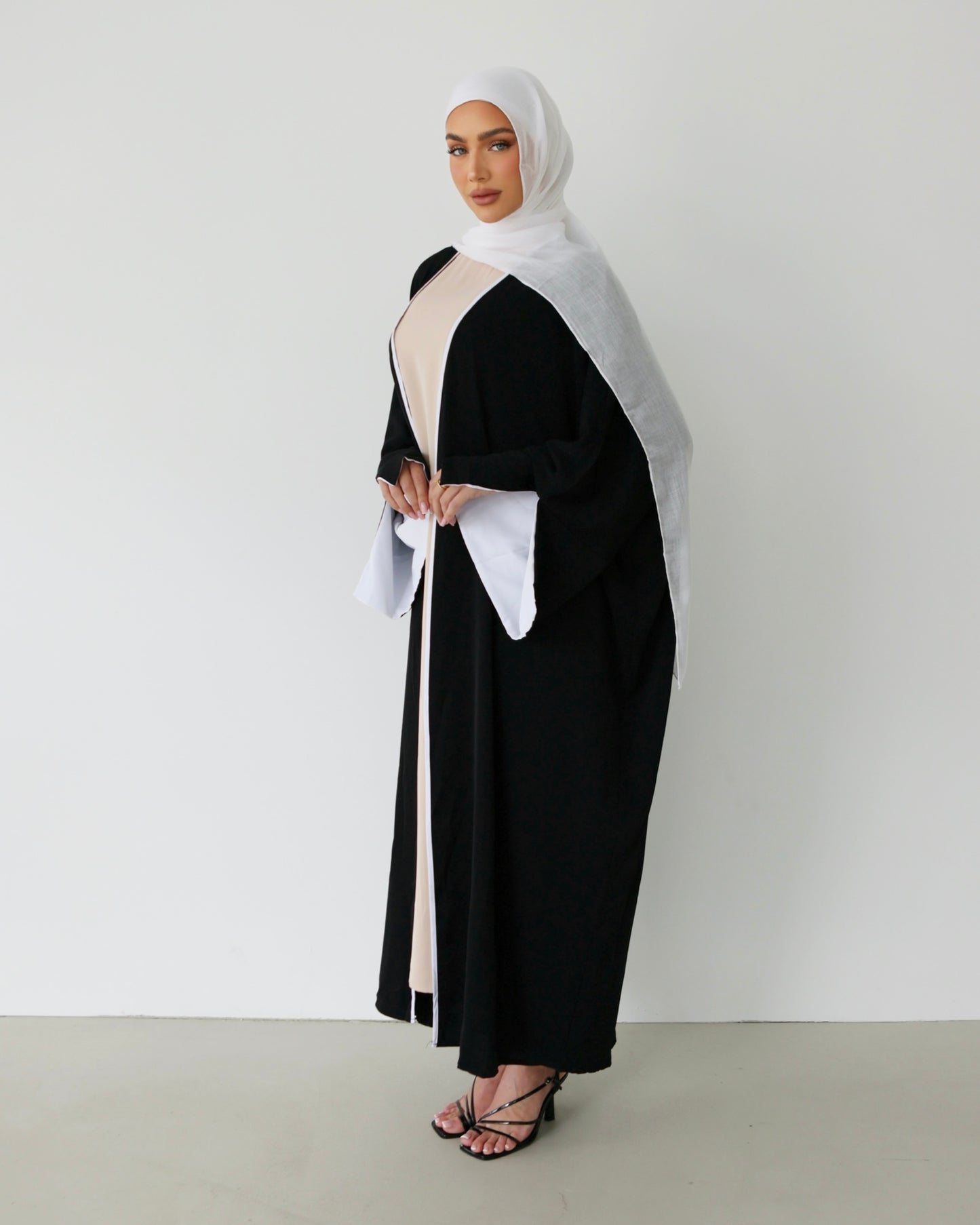 Noorah Flow Black